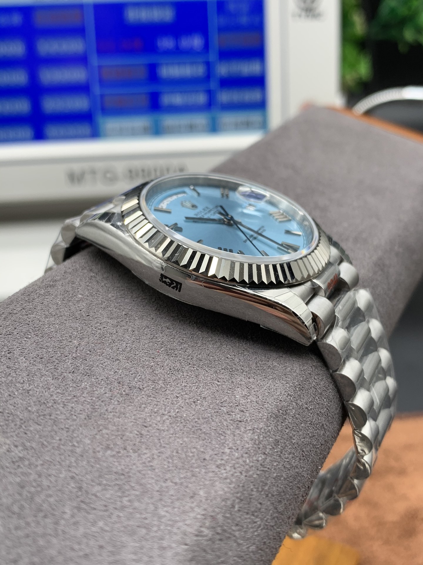 Datejust Ice Blue Watch – IW-3055 - Image 3