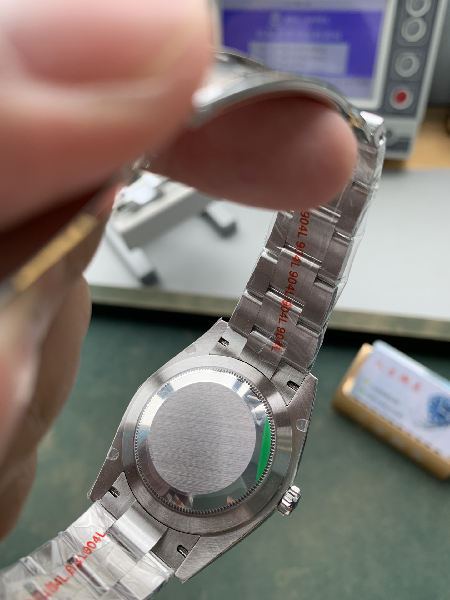 Oyster Perpetual Watch – IW-3037 - Image 8