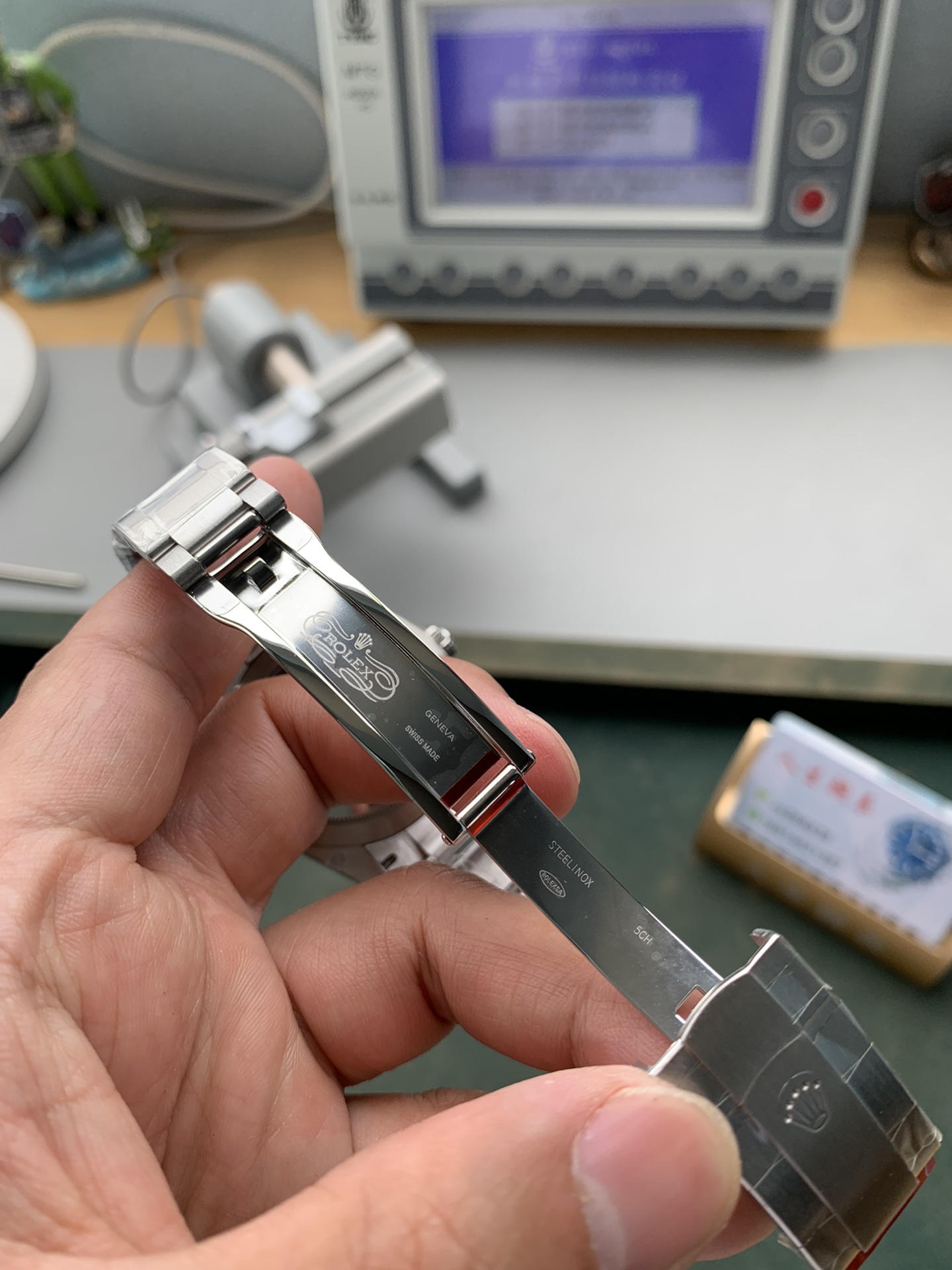 Oyster Perpetual Watch – IW-3037 - Image 7