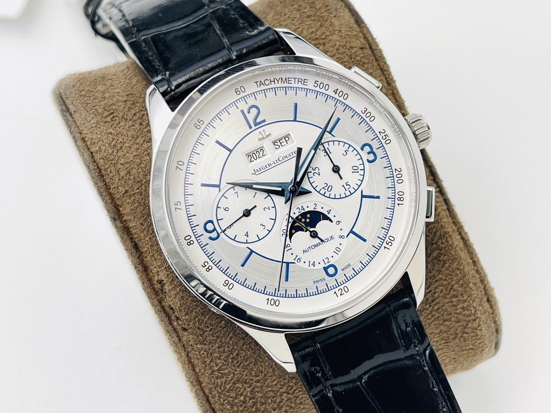 Jaeger-LeCoultre Master Control 40 mm Watch – IW-0498 - Image 2