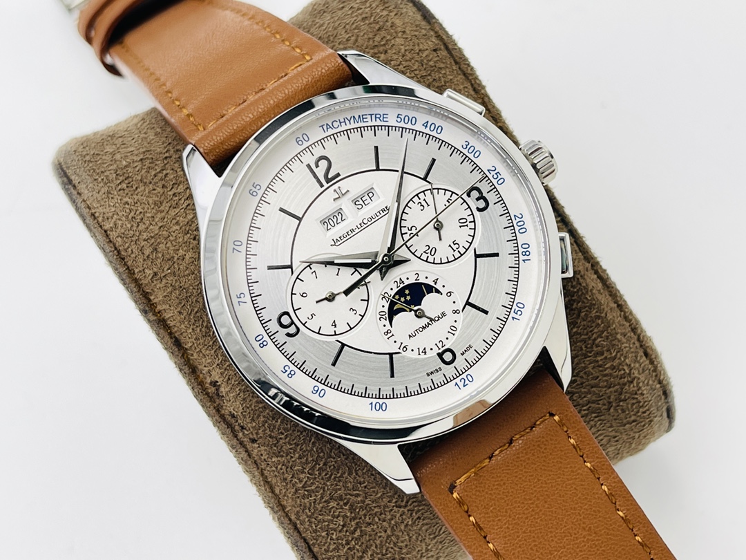 Jaeger-LeCoultre Master Control 40 mm Watch – IW-0497 - Image 2