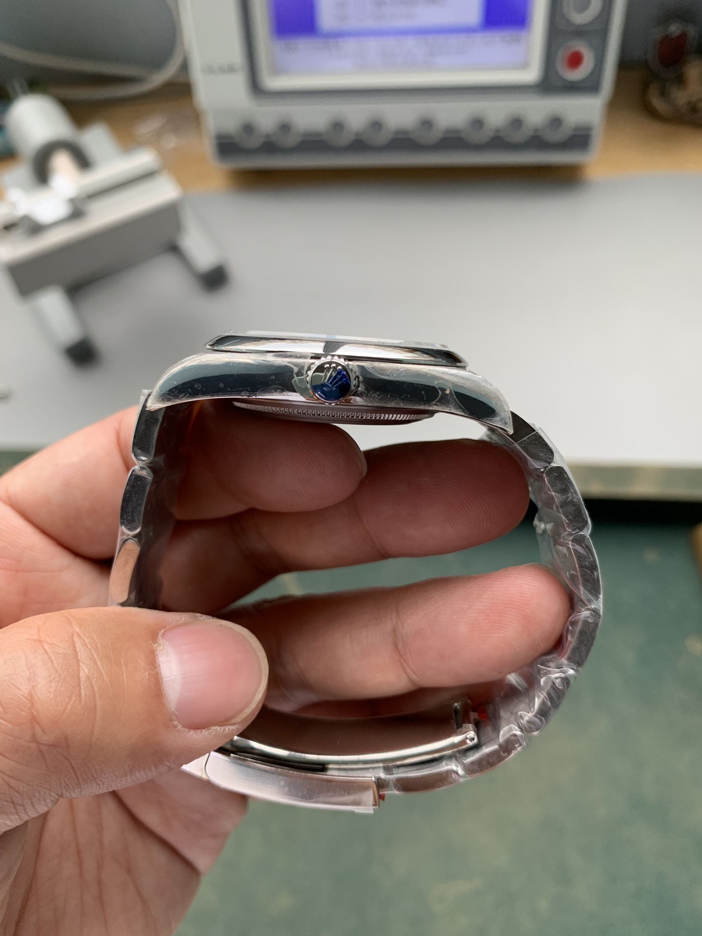 Oyster Perpetual Watch – IW-3023 - Image 4