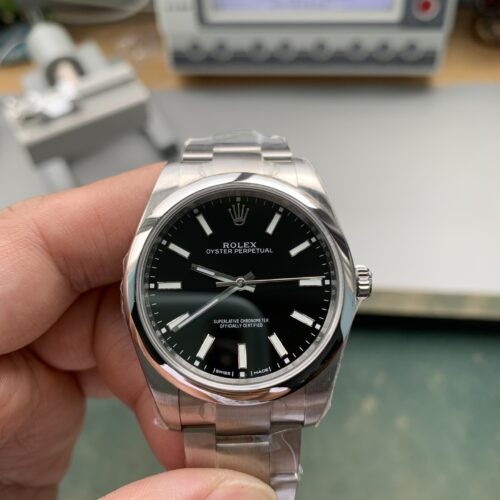 i1656550345_9740_0.jpg Oyster Perpetual Watch – IW-3023