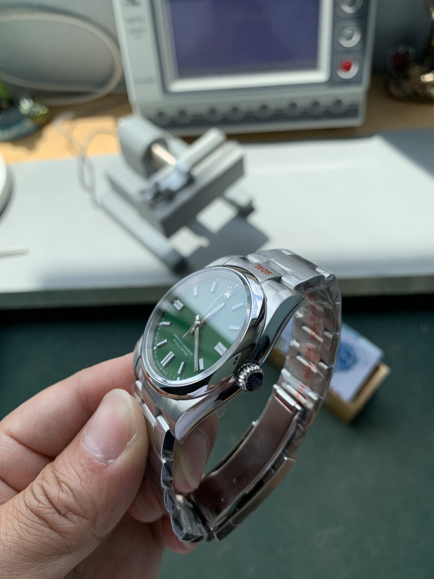 Oyster Perpetual Watch – IW-2988 - Image 4
