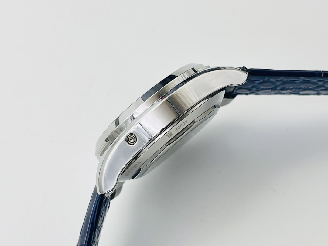 Classic Moonphase 40 mm Watch – IW-1035 - Image 6