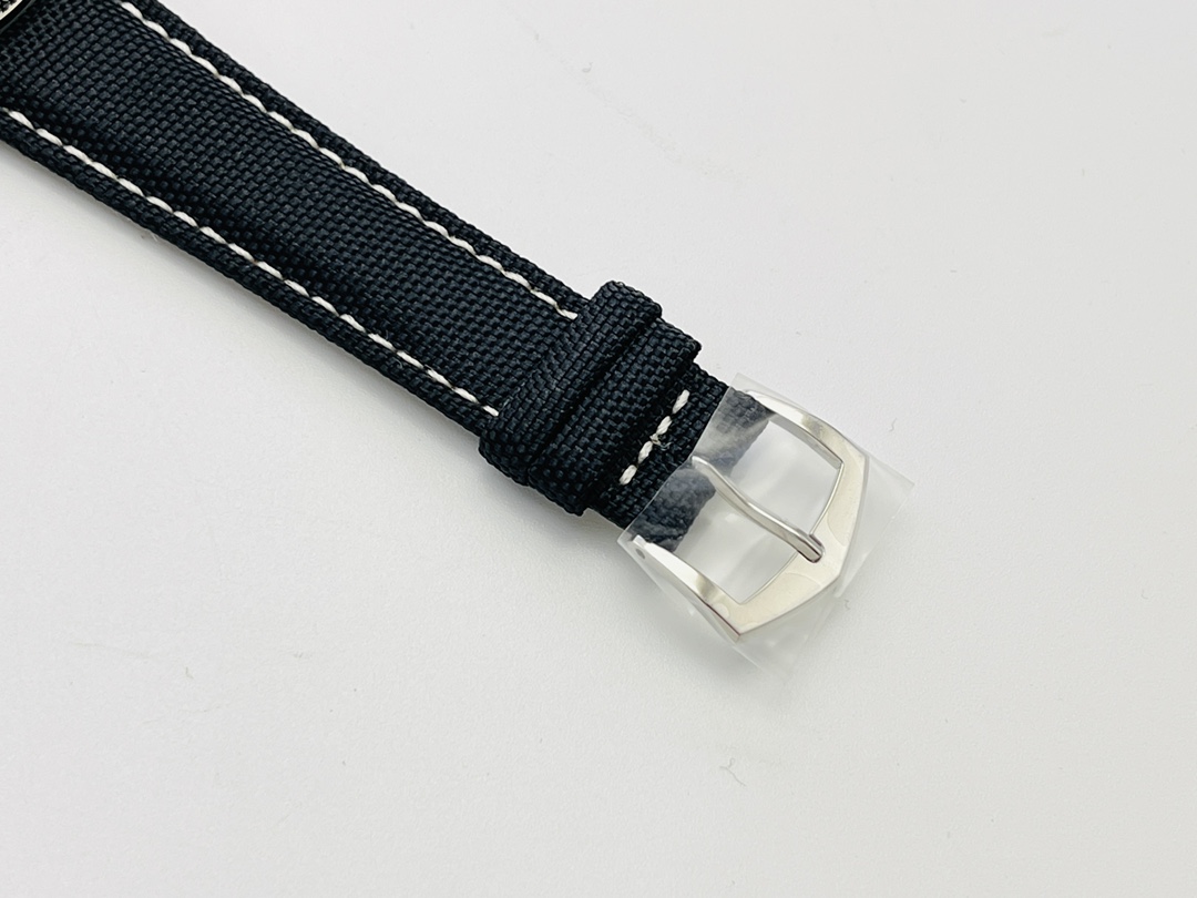 Patek Philippe Classic Watch – IW-2592 - Image 9