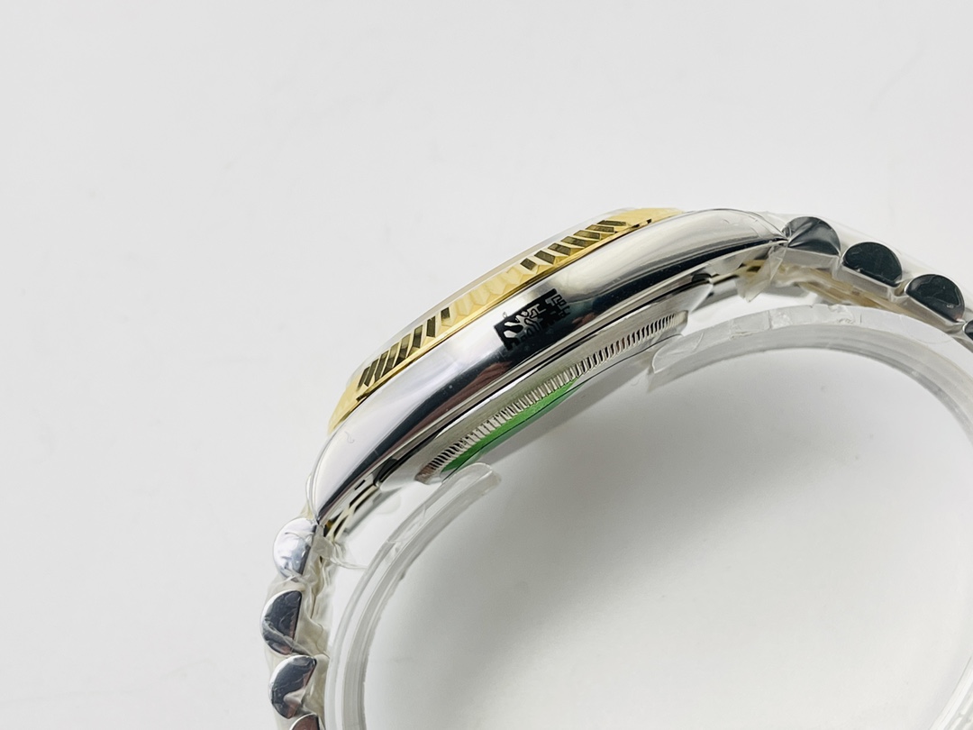Rolex Datejust 41 mm Watch – IW-0143 - Image 6