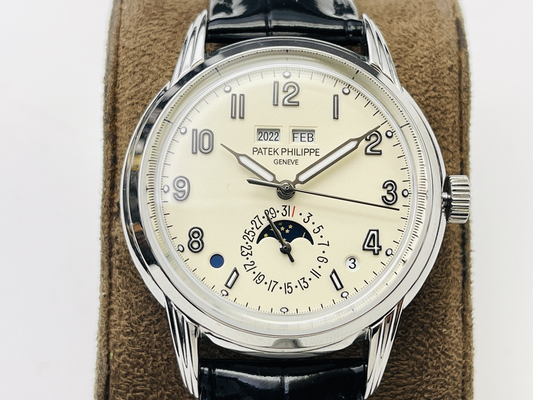 Patek Philippe Classic Moonphase 40 mm Watch – IW-2587 - Image 4