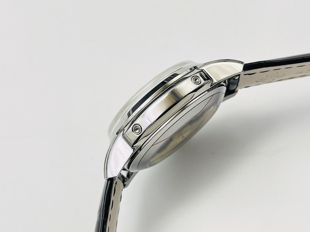 Patek Philippe Classic Moonphase 40 mm Watch – IW-2586 - Image 6