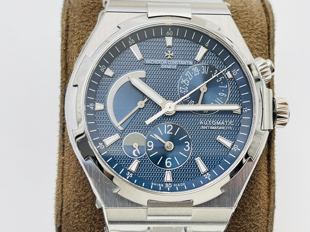 Overseas 42 mm Watch – IW-1030 - Image 4