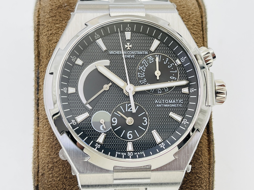 Overseas 42 mm Watch – IW-1029 - Image 4
