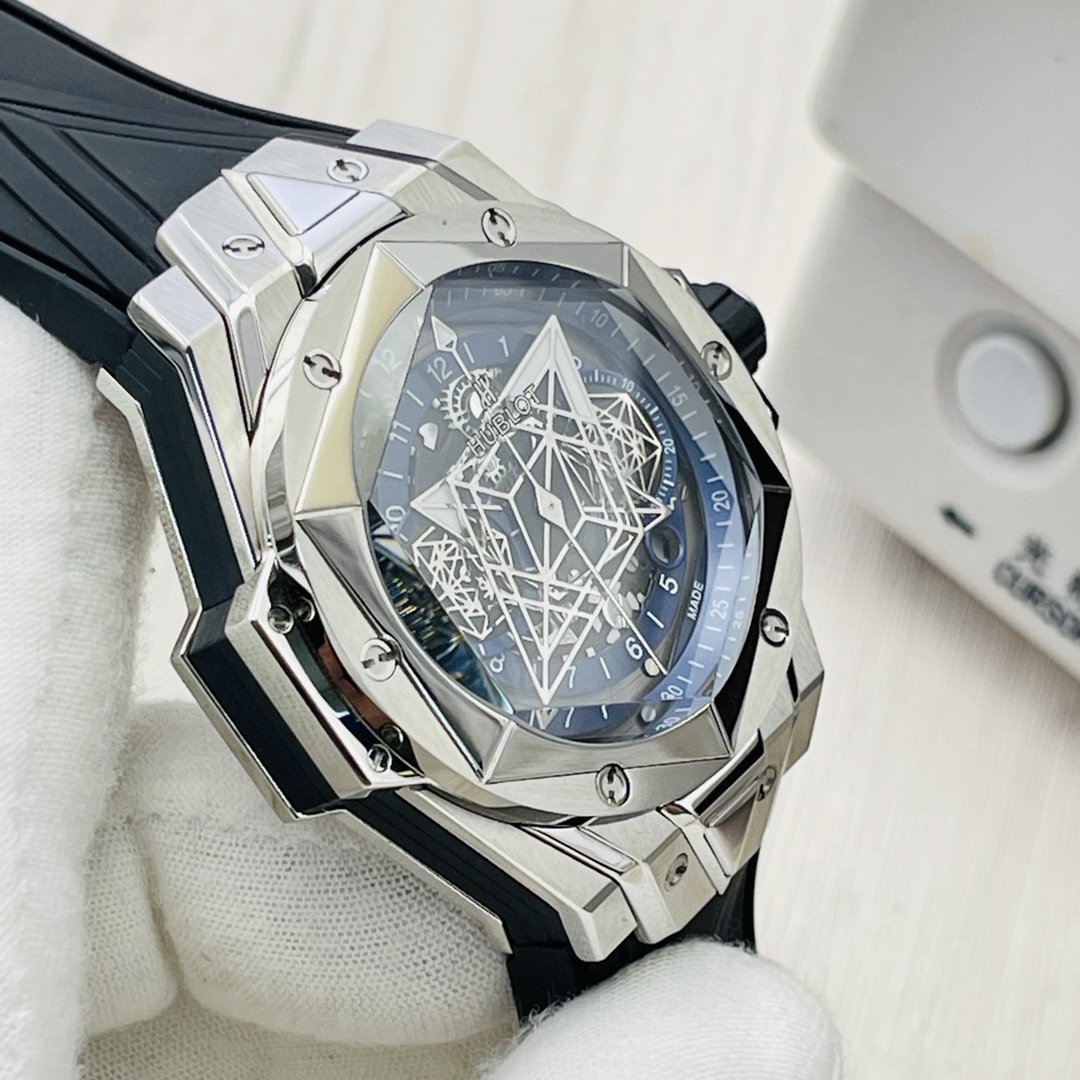 Hublot Classic Chronograph 45 mm Watch – IW-0356 - Image 2