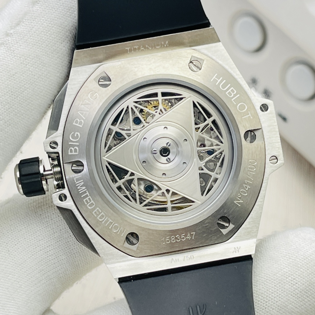 Hublot Classic Chronograph 45 mm Watch – IW-0356 - Image 7