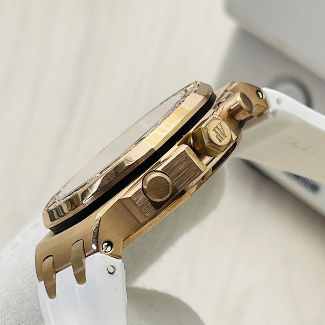 Audemars Piguet Royal Oak Chronograph 37 mm Watch – IW-2168 - Image 5