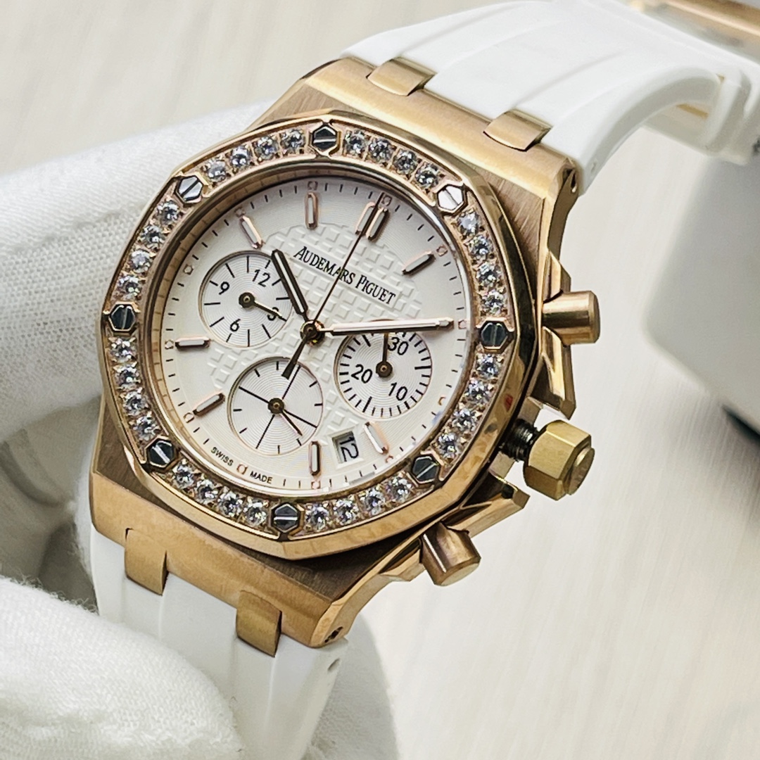 Audemars Piguet Royal Oak Chronograph 37 mm Watch – IW-2168 - Image 3