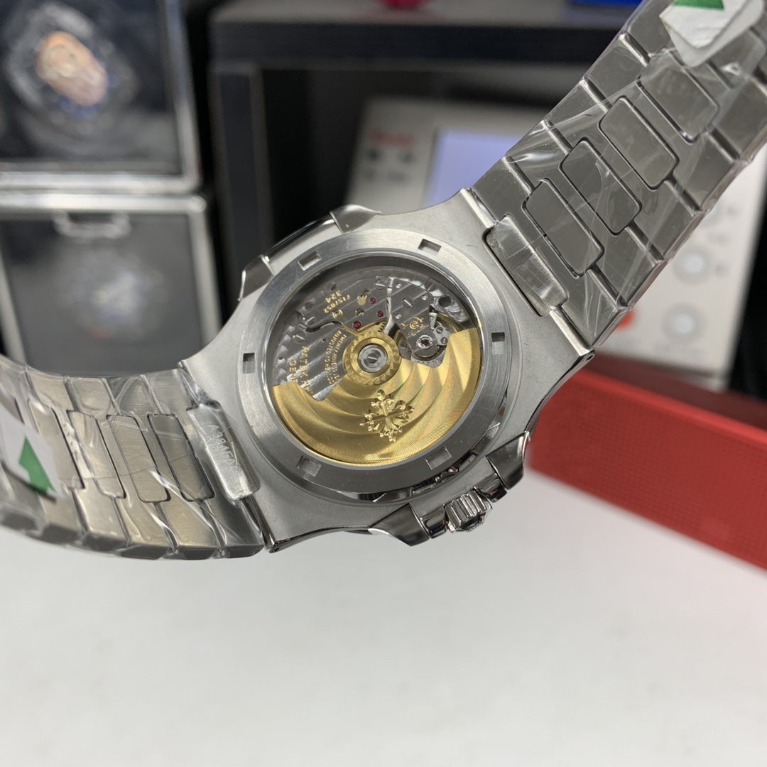 Patek Philippe Nautilus Diamond-Set 40 mm Watch – IW-2470 - Image 7