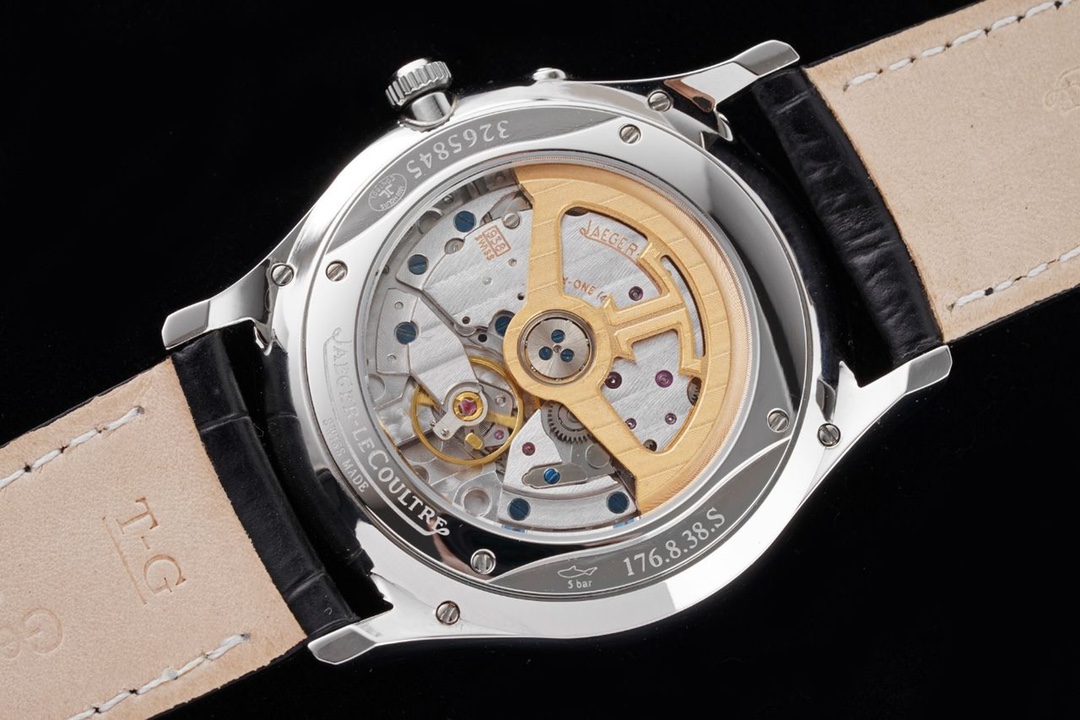 Jaeger-LeCoultre Master Control 39 mm Watch – IW-0455 - Image 6