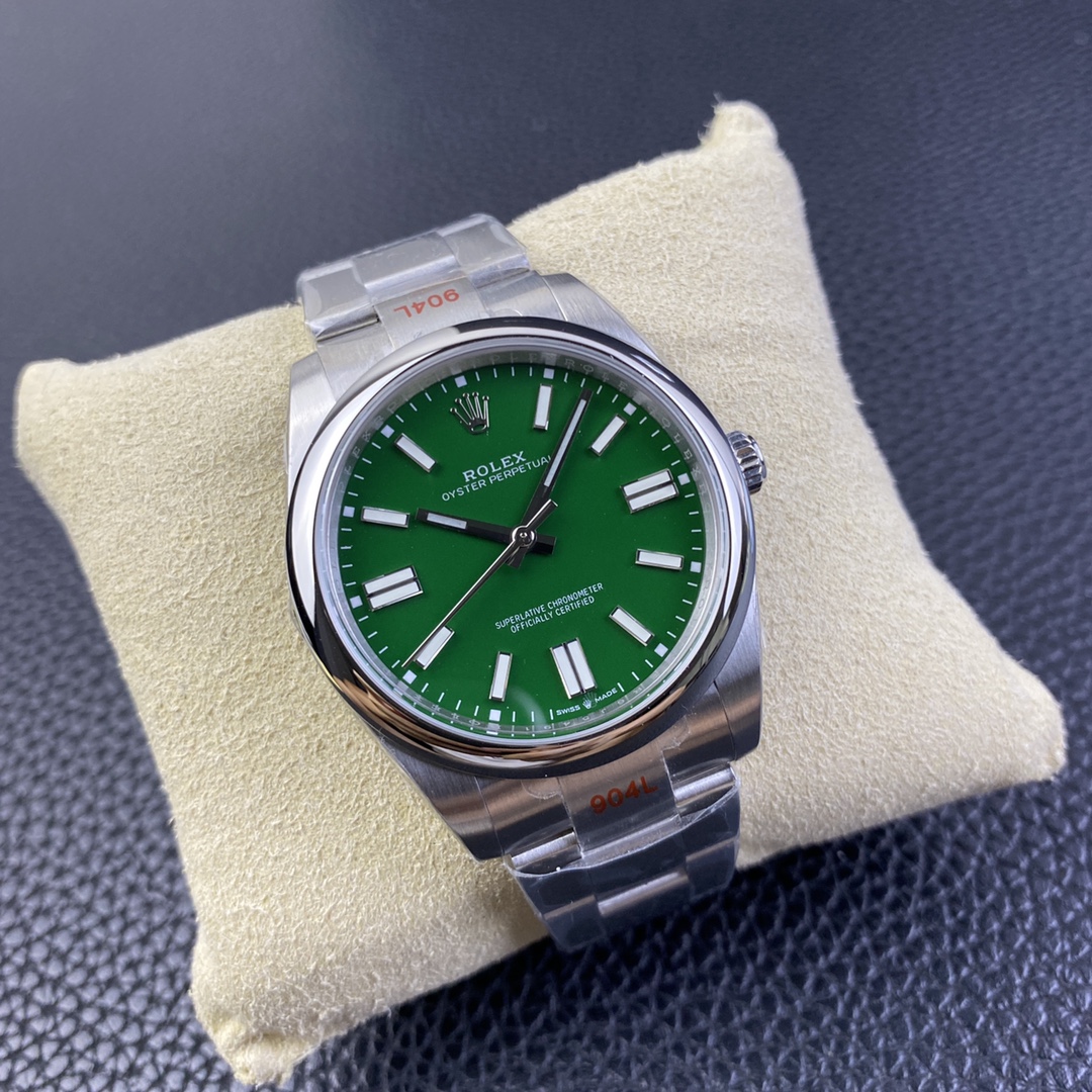 Rolex Oyster Perpetual Ice Blue Luminous 41 mm Watch – IW-0033 - Image 2