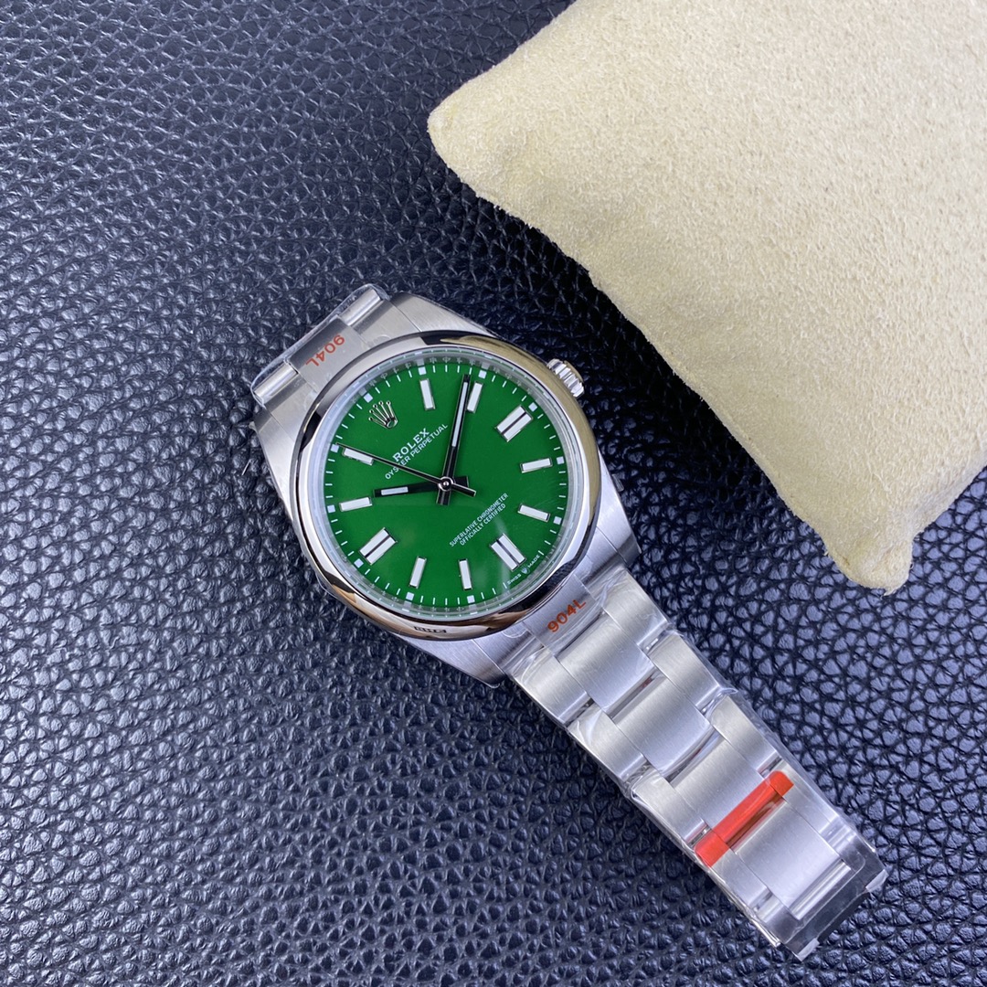 Rolex Oyster Perpetual Ice Blue Luminous 41 mm Watch – IW-0033 - Image 9