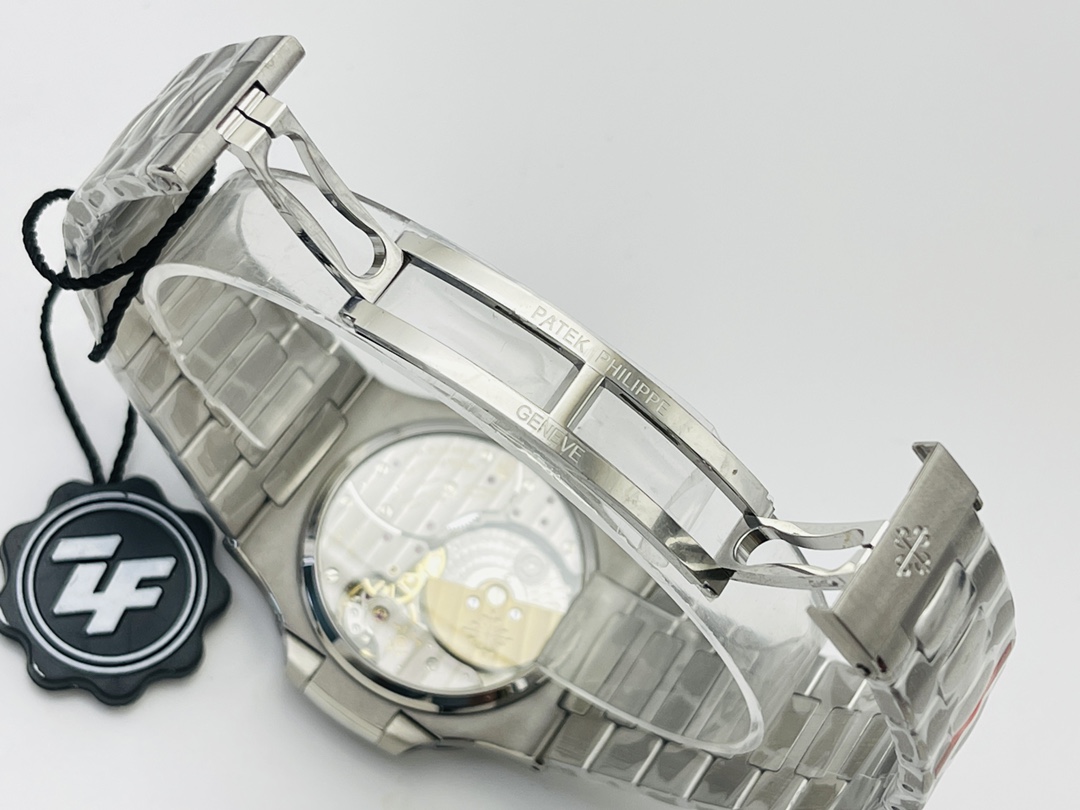 Patek Philippe Nautilus Moonphase 40 mm Watch – IW-2567 - Image 8