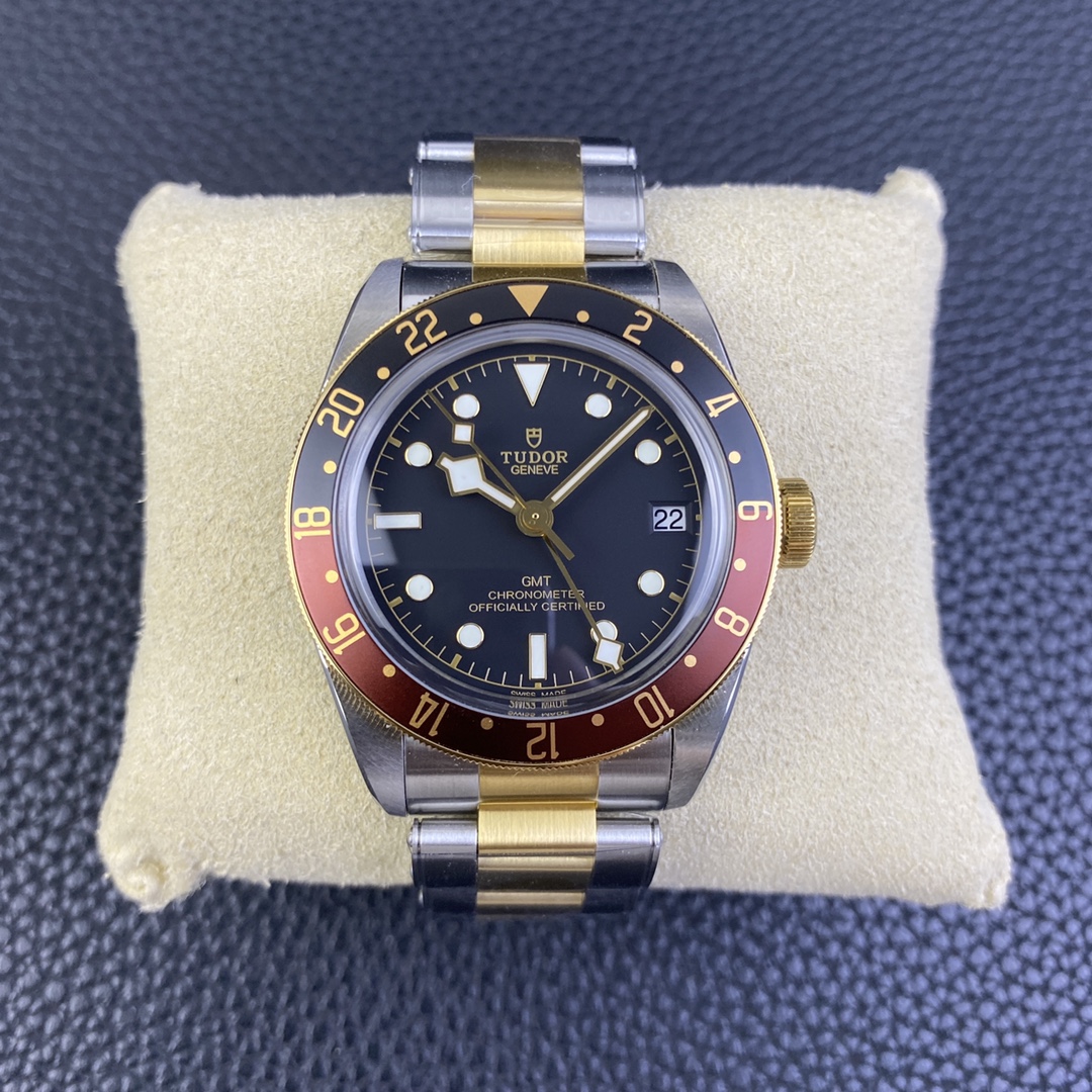 Tudor GMT-Master II GMT 41 mm Watch – IW-2990