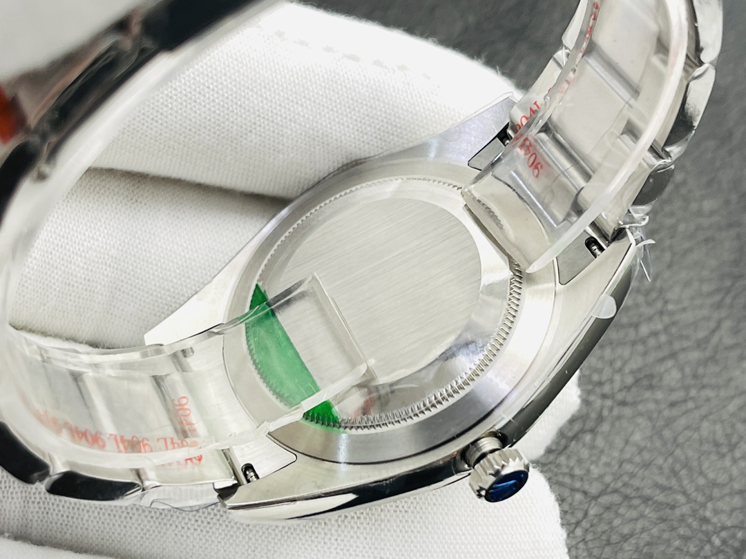 Rolex Oyster Perpetual 39 mm Watch – IW-2999 - Image 7