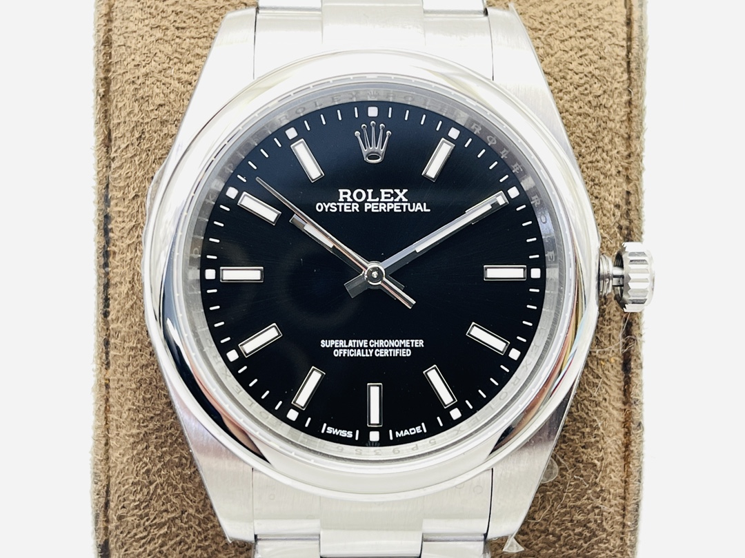 Rolex Oyster Perpetual 39 mm Watch – IW-2999 - Image 4