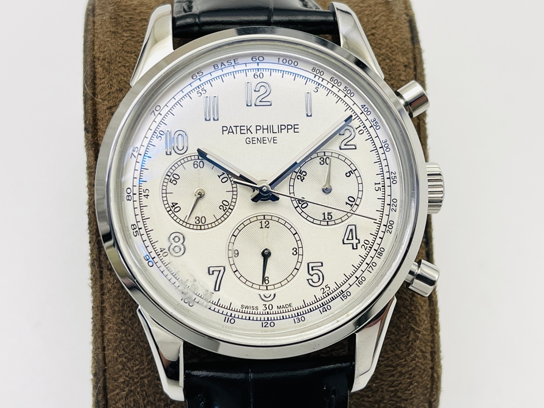 Classic Chronograph 41 mm Watch – IW-2557 - Image 4