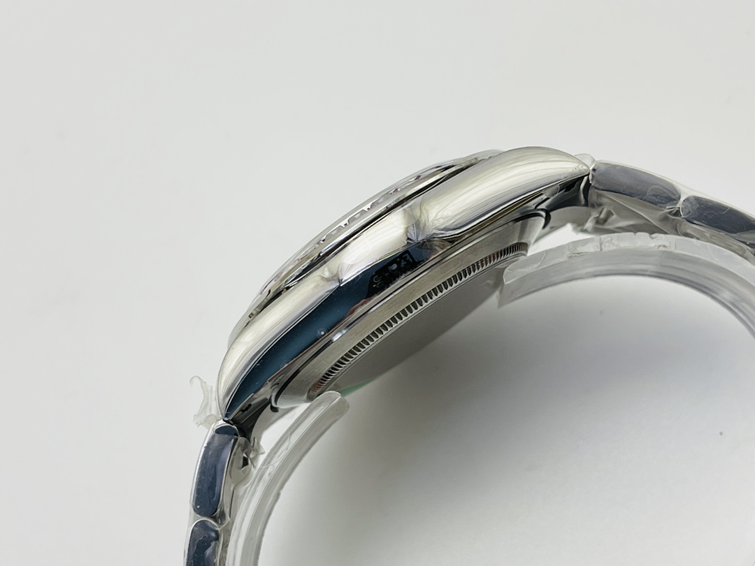Rolex Daytona Chronograph Watch – IW-0137 - Image 6