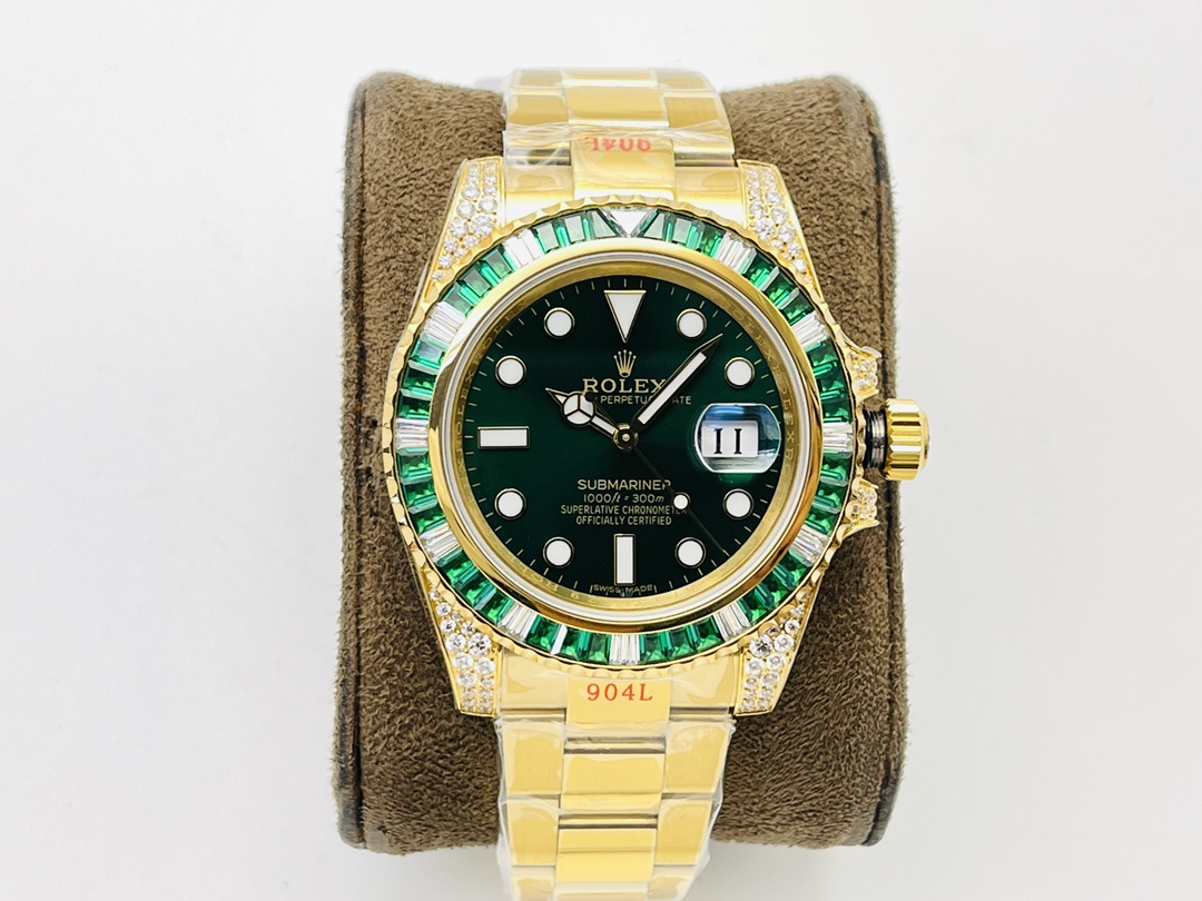 Rolex GMT-Master II Diamond-Set 40 mm Watch – IW-0138 - Image 2