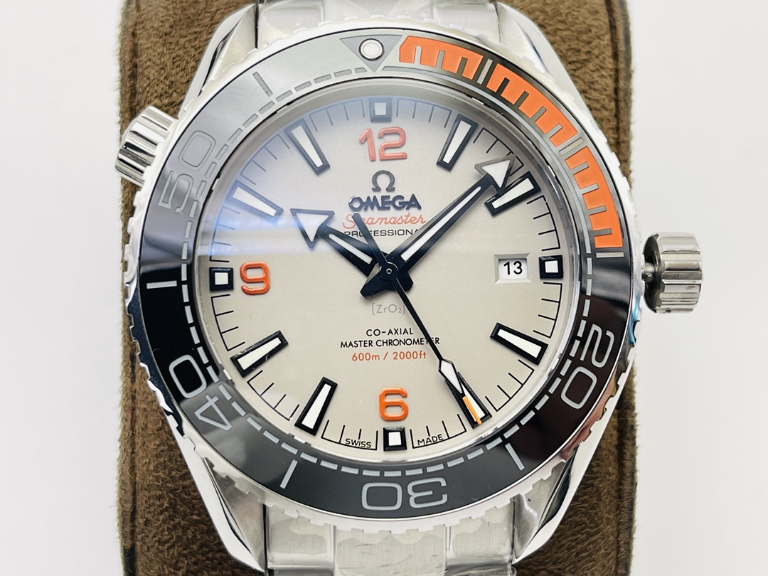 Omega Seamaster Luminous Watch – IW-1437 - Image 4