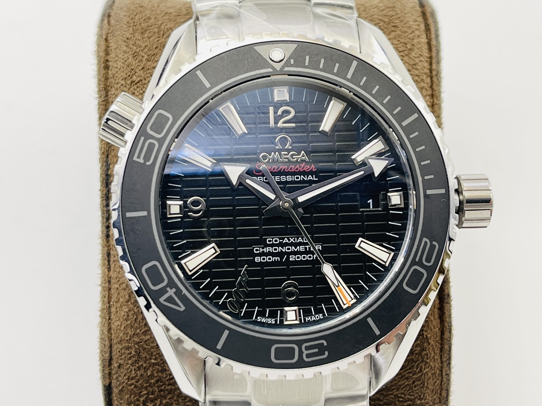 Omega Seamaster Luminous Watch – IW-1435 - Image 4