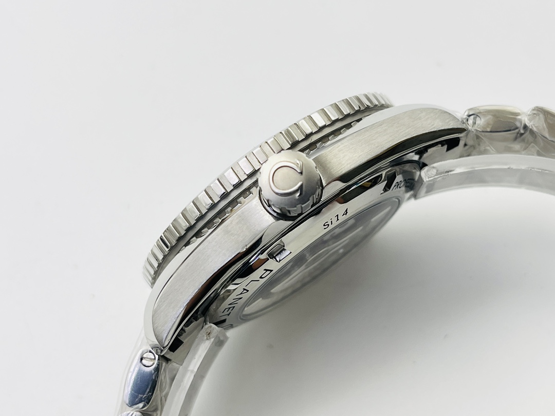 Omega Seamaster Luminous Watch – IW-1431 - Image 5
