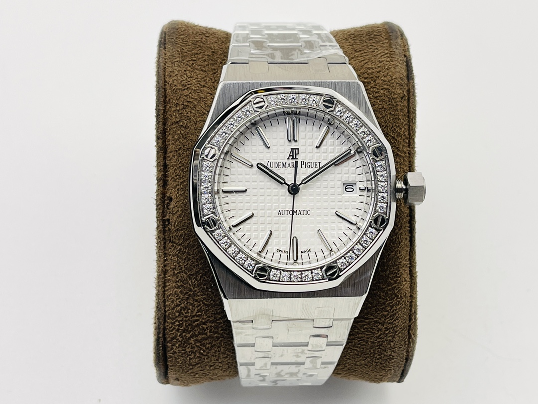 Audemars Piguet Royal Oak Skeleton Dial 37 mm Watch – IW-2117