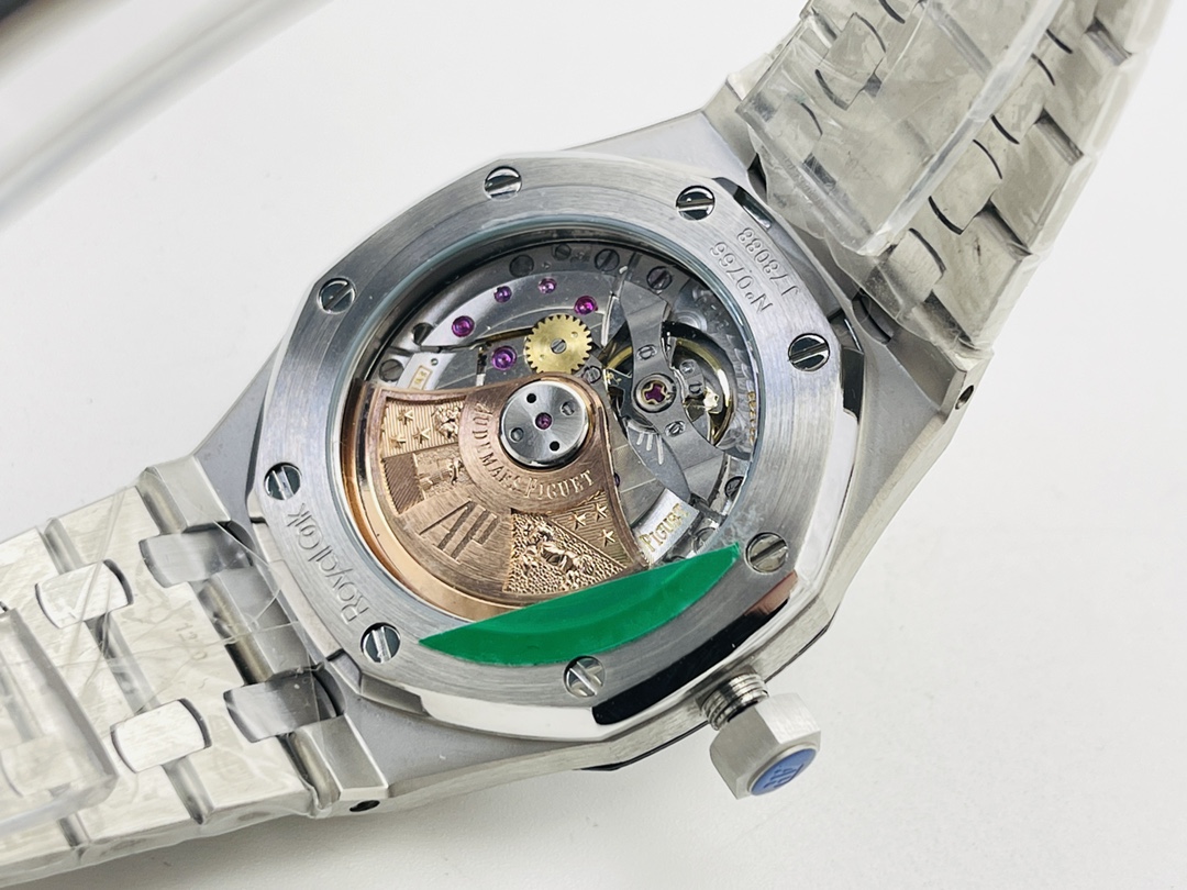 Audemars Piguet Royal Oak Skeleton Dial 37 mm Watch – IW-2117 - Image 7