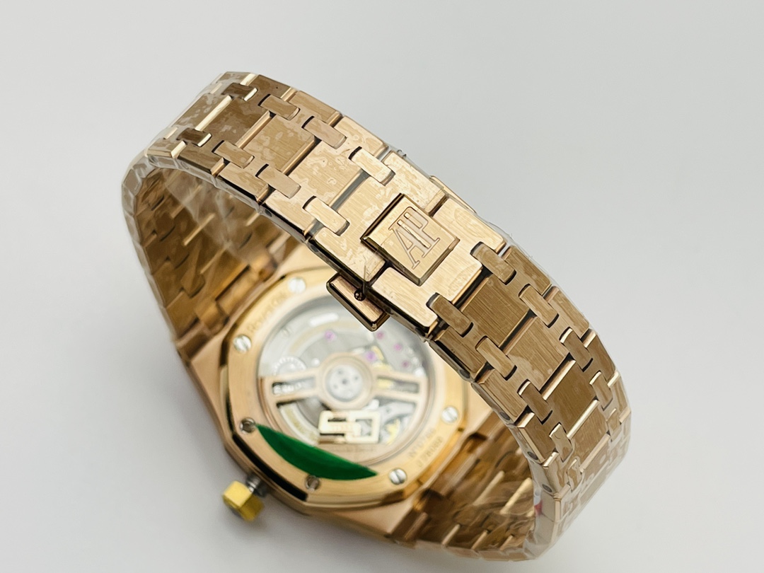Audemars Piguet Royal Oak Skeleton Dial 37 mm Watch – IW-2119 - Image 9