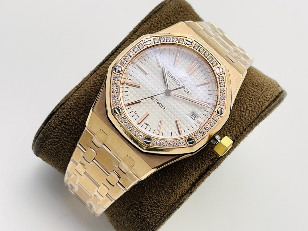 Audemars Piguet Royal Oak Skeleton Dial 37 mm Watch – IW-2119 - Image 3