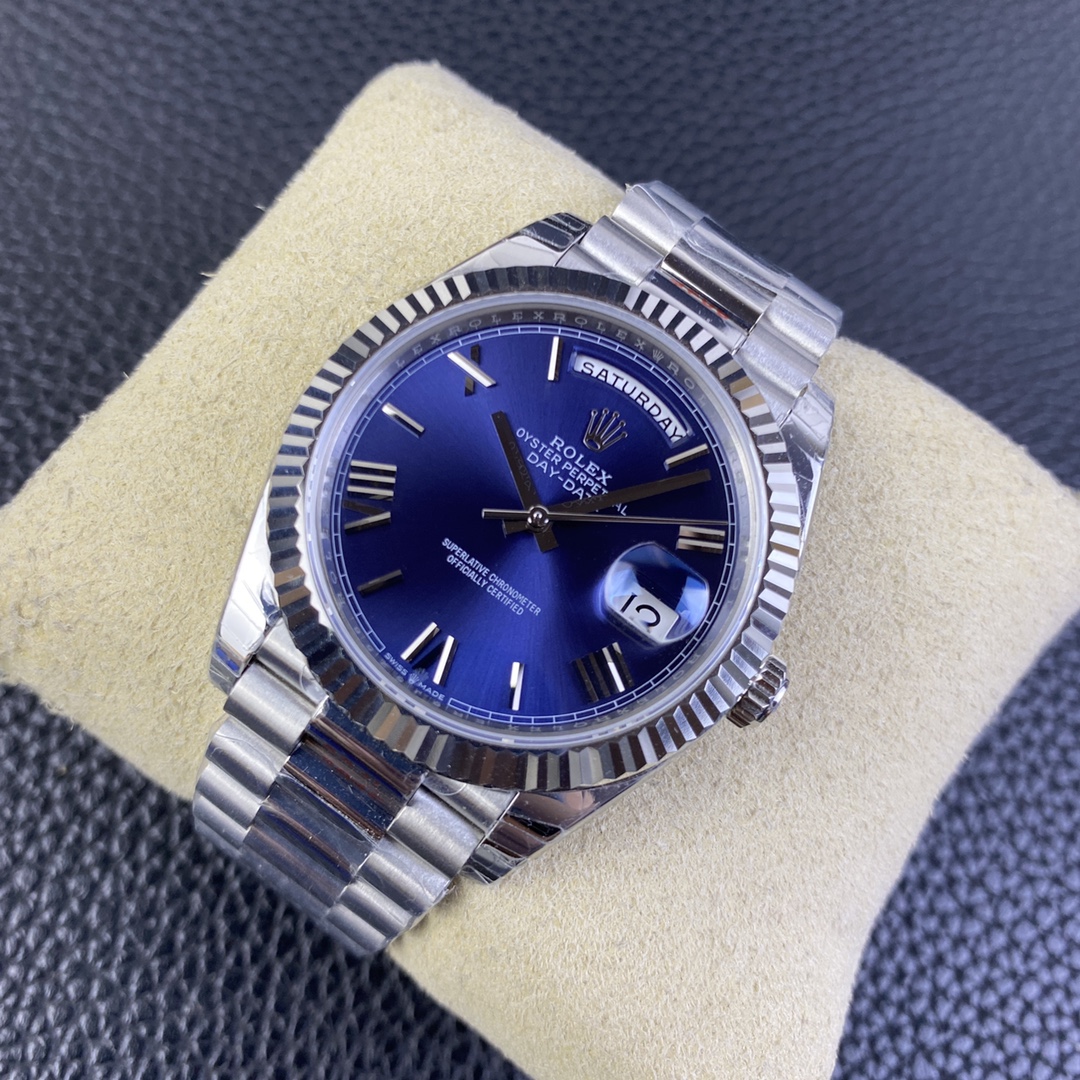Rolex Day-Date 40 mm Watch – IW-0065 - Image 3