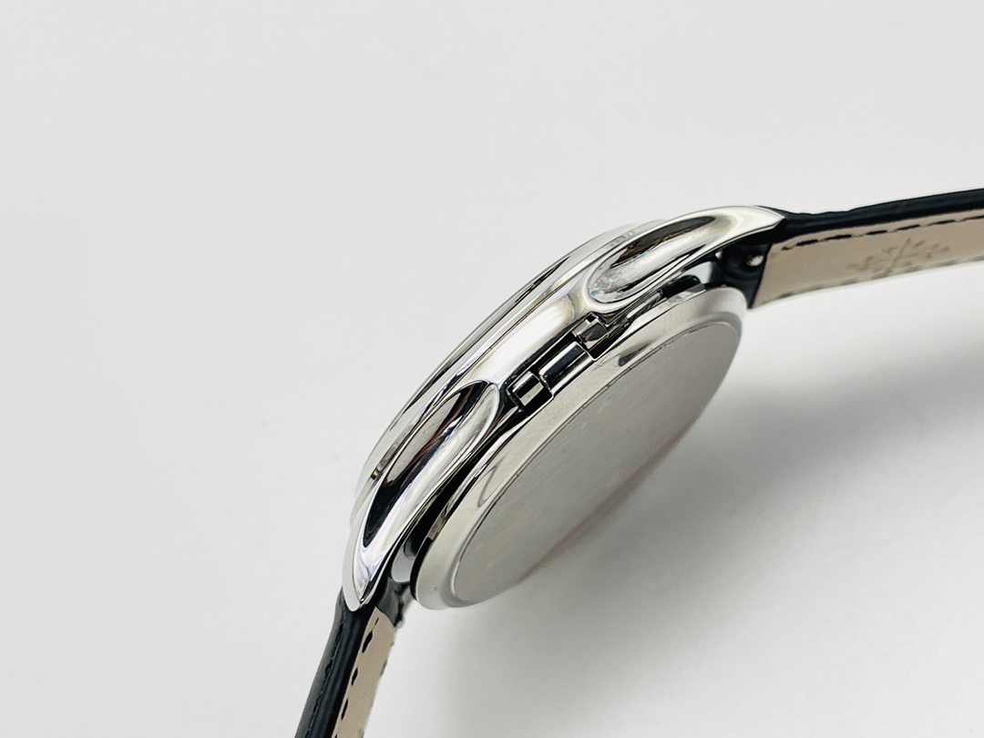 Patek Philippe Classic 39 mm Watch – IW-2537 - Image 6