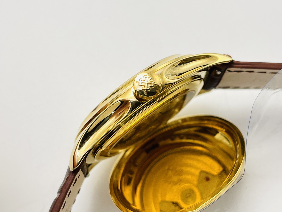 Patek Philippe Classic 39 mm Watch – IW-2539 - Image 5