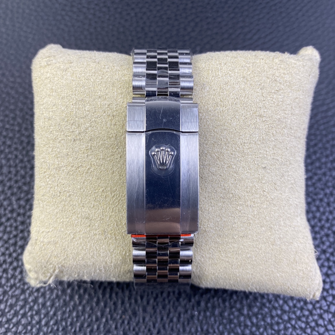 Rolex Datejust Mother-of-Pearl Dial 41 mm Watch – IW-0054 - Image 7