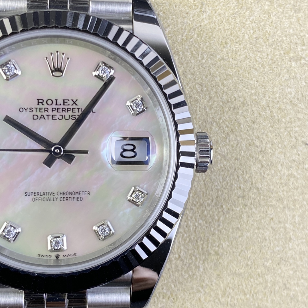 Rolex Datejust Mother-of-Pearl Dial 41 mm Watch – IW-0054 - Image 5