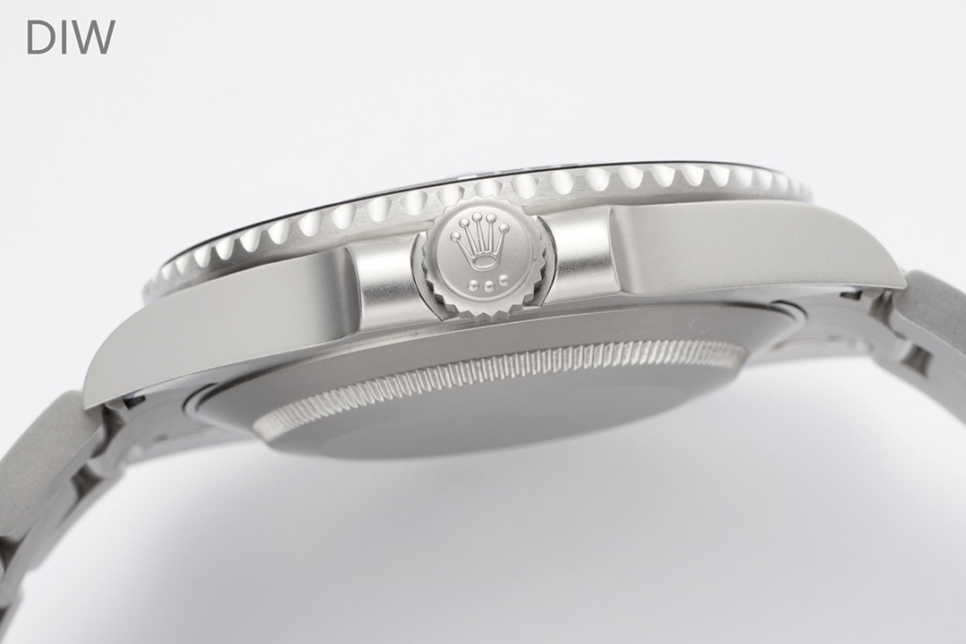 Submariner Luminous Watch – IW-2888 - Image 6