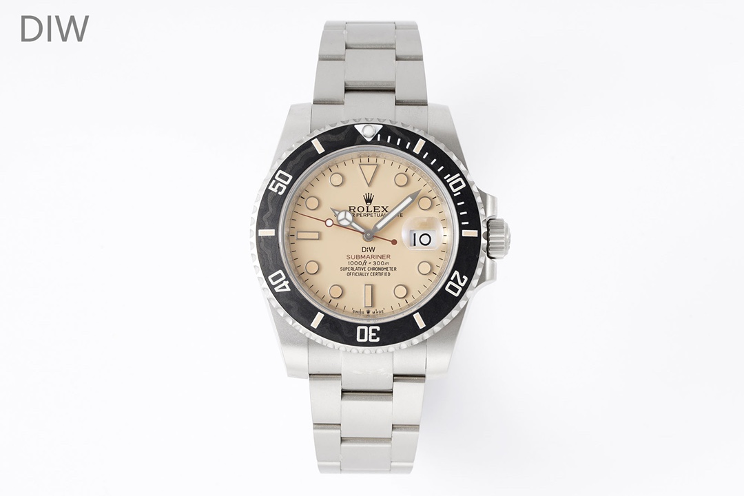 Submariner Luminous Watch – IW-2890