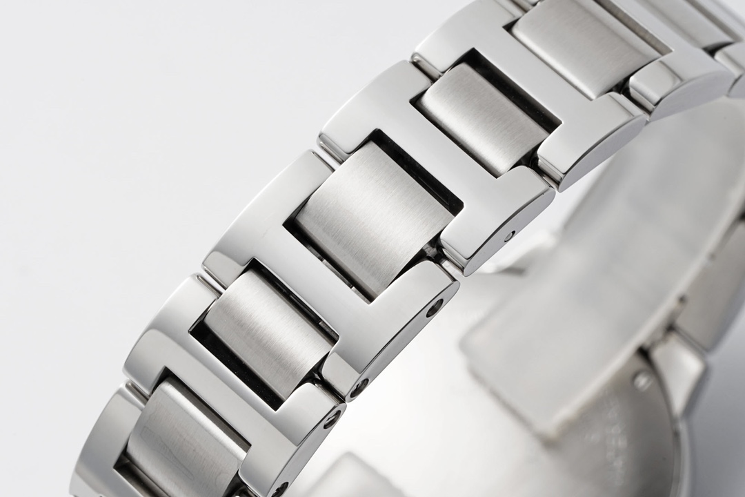 Cartier Classic 33 mm Watch – IW-1739 - Image 8