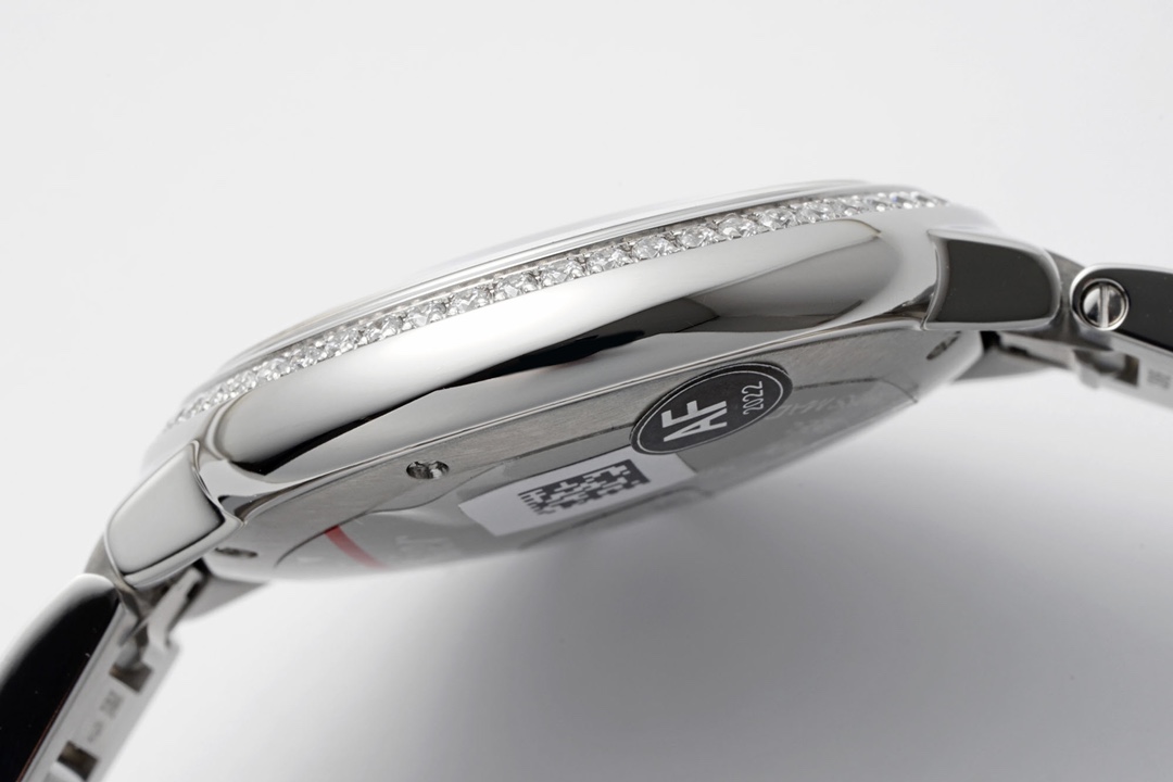 Cartier Classic 33 mm Watch – IW-1739 - Image 6