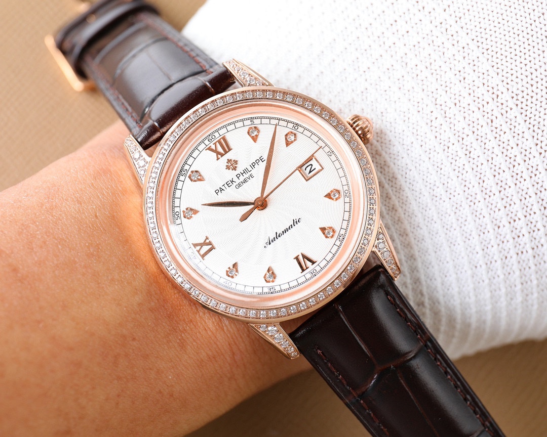 Classic Diamond-Set 40 mm Watch – IW-2533 - Image 4
