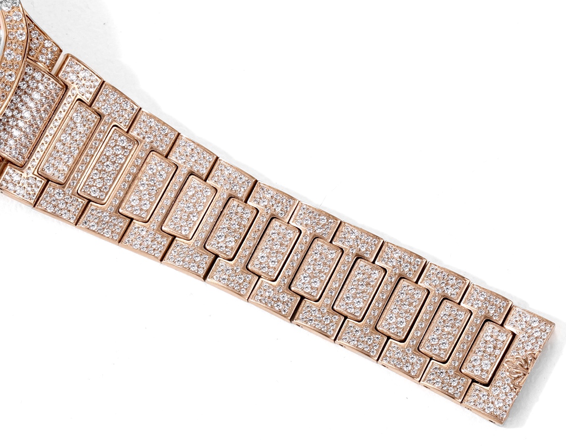 Patek Philippe Nautilus Diamond-Set 35.2 mm Watch – IW-2473 - Image 7