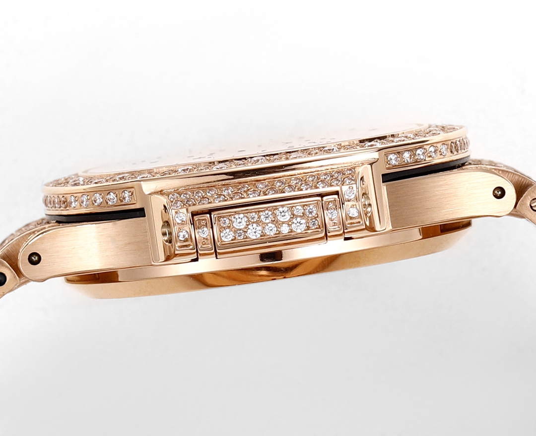 Patek Philippe Nautilus Diamond-Set 35.2 mm Watch – IW-2473 - Image 5