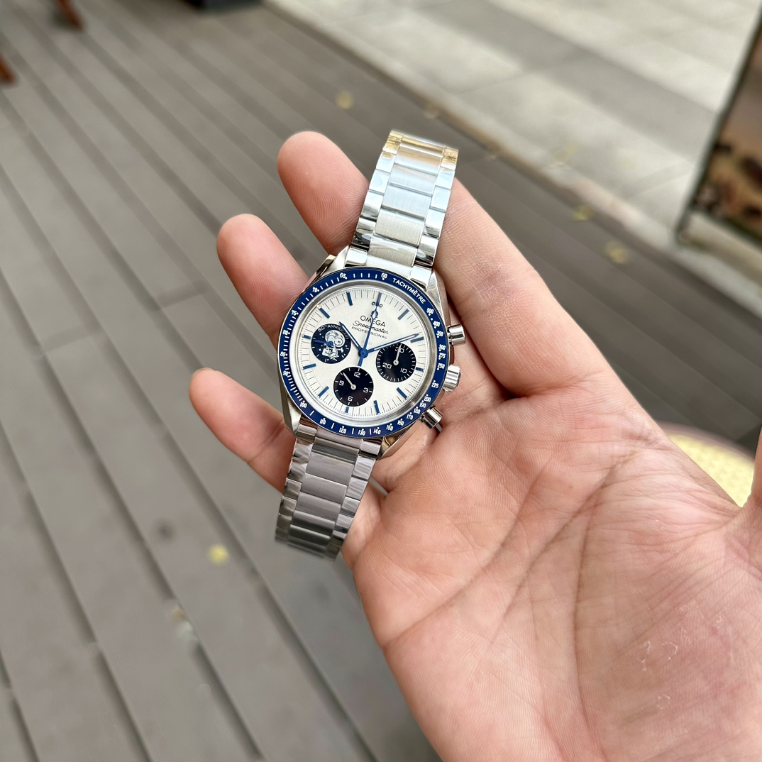Omega Speedmaster Watch – IW-1412 - Image 2